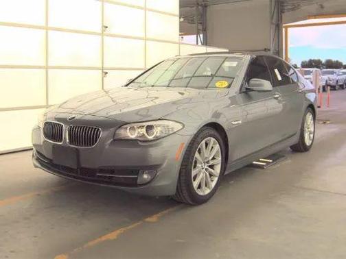 2012 BMW 528 528i Sedan 4D