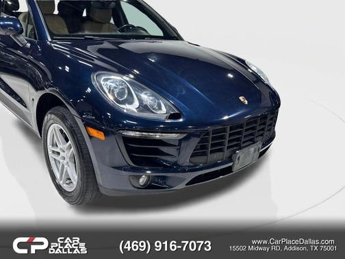 Blue 2018 Porsche Macan Macan Sport Edition