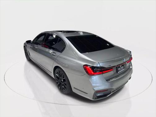 2020 BMW 750 i xDrive