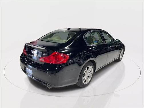2011 INFINITI G37 Journey