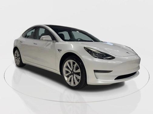 2019 Tesla Model 3 Standard Range