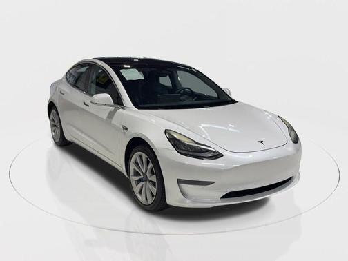 2019 Tesla Model 3 Standard Range