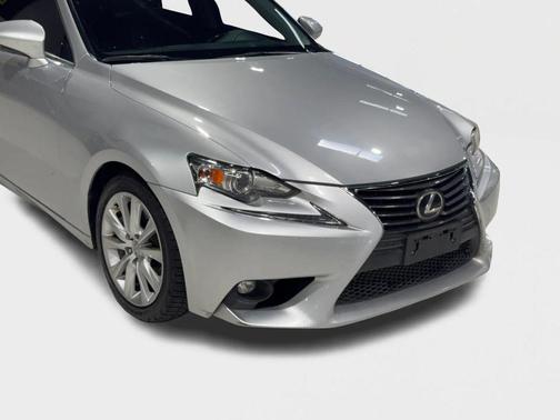 2016 Lexus IS 200t Base