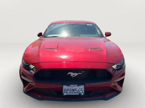 2020 Ford Mustang EcoBoost