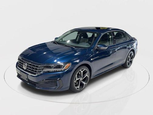 2020 Volkswagen Passat 2.0T R-Line