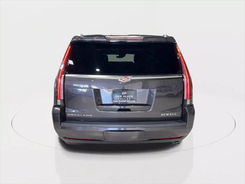 2018 Cadillac Escalade Sport