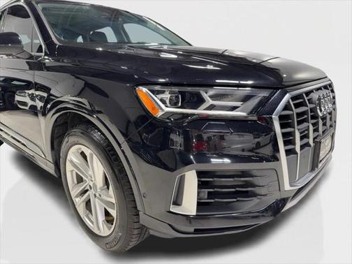 2020 Audi Q7 55 Premium Plus