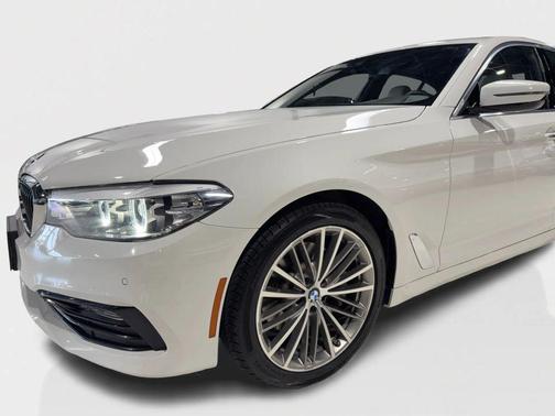 2017 BMW 530 530i Sedan 4D