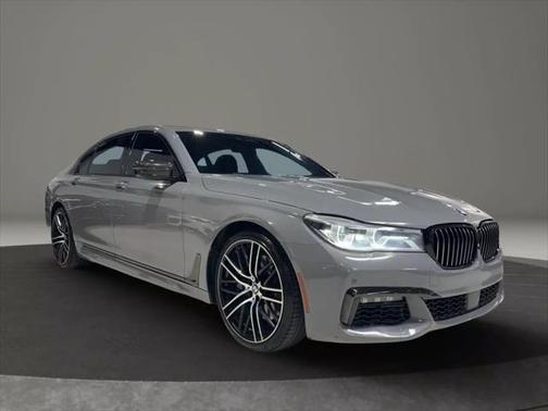 2018 BMW 750 I