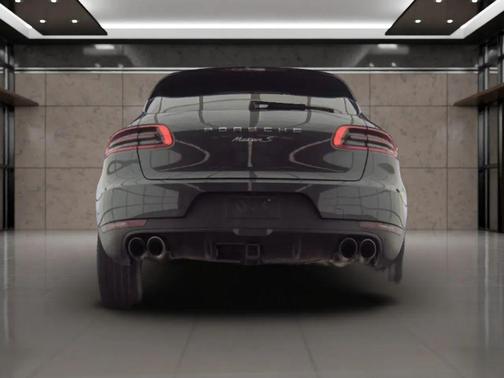 2017 Porsche Macan S