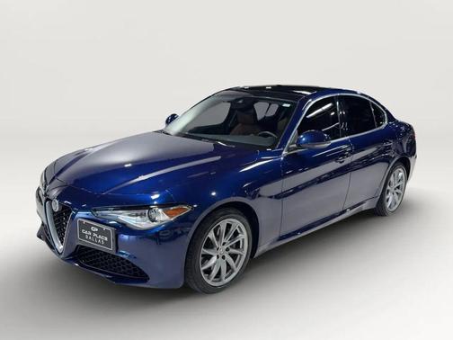 2018 Alfa Romeo Giulia Base