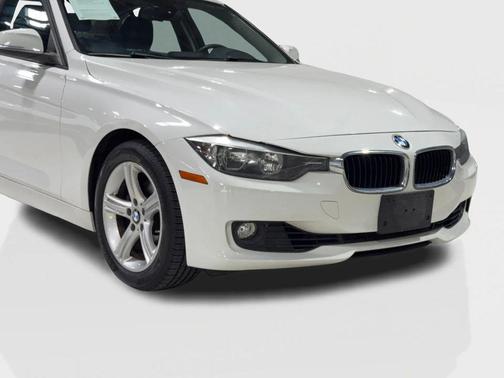 2013 BMW 328 328i Sedan 4D