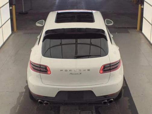 2017 Porsche Macan S
