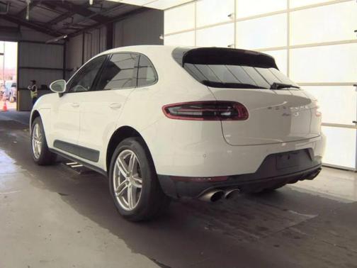 2017 Porsche Macan S