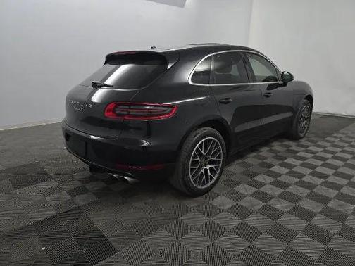 2015 Porsche Macan S