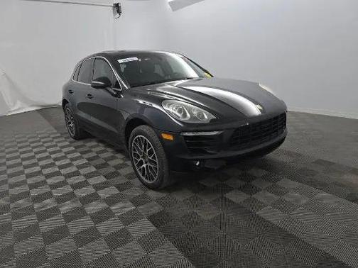2015 Porsche Macan S