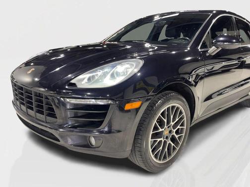 2015 Porsche Macan S