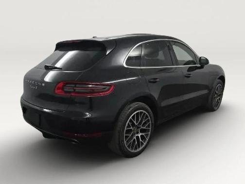 2015 Porsche Macan S