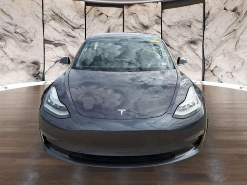 2020 Tesla Model 3 Standard Range