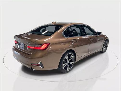 2019 BMW 330 xDrive