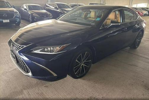 2022 Lexus ES 350 Base