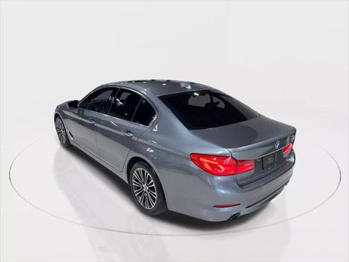 2018 BMW 530 530i Sedan 4D