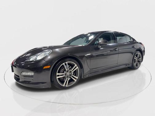 2011 Porsche Panamera 4