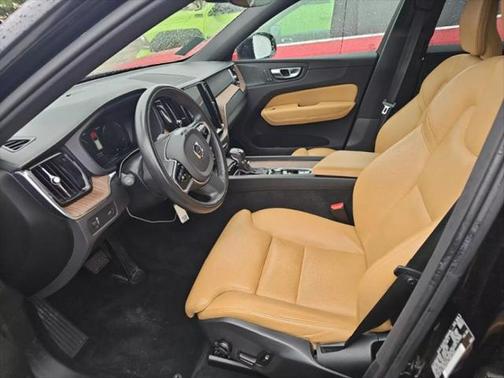 2020 Volvo XC60 T5 Inscription