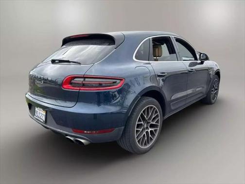 2017 Porsche Macan Base