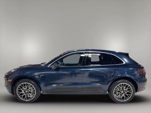 2017 Porsche Macan Base