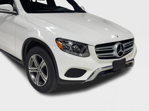 2019 Mercedes-Benz GLC 300 Base