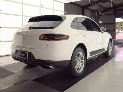 2017 Porsche Macan Base