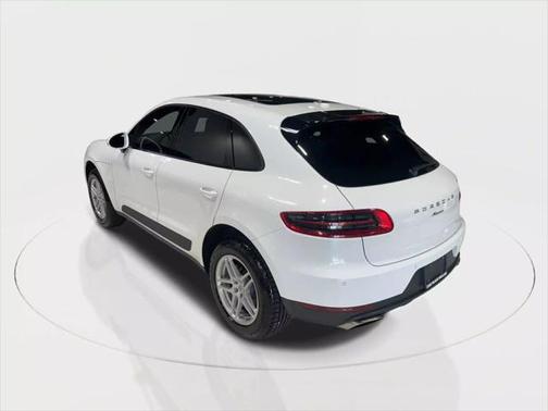 2017 Porsche Macan Base