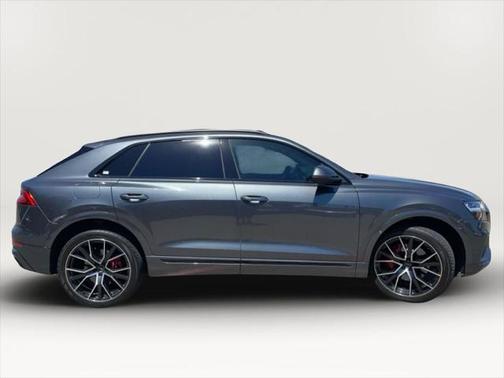 2020 Audi Q8 55 Premium Plus