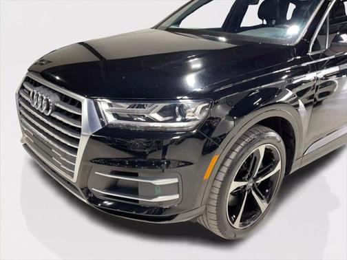 2019 Audi Q7 45 Premium