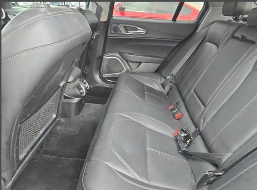 2018 Alfa Romeo Giulia Base