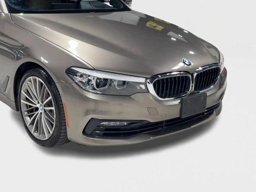 2017 BMW 530 530i Sedan 4D