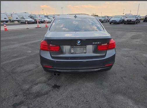 2012 BMW 328 328i Sedan 4D