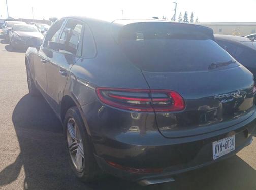 2017 Porsche Macan Sport Utility 4D