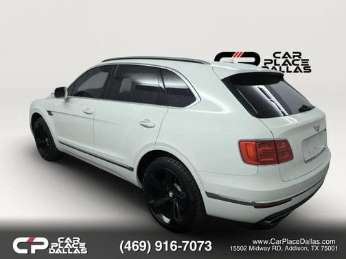 White 2020 Bentley Bentayga V8