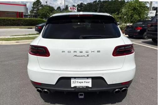 2017 Porsche Macan Base