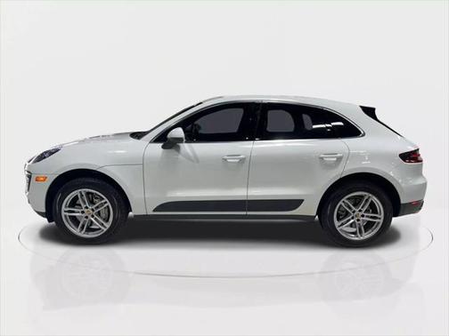 2017 Porsche Macan Base