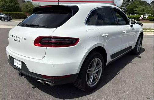 2017 Porsche Macan Base