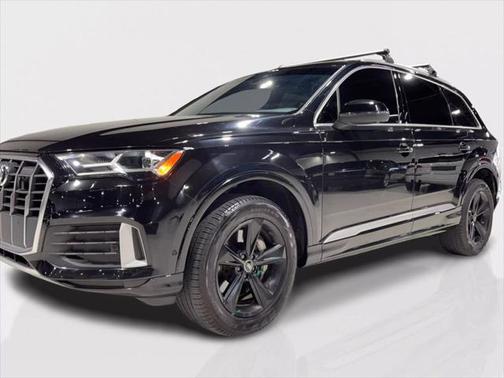 2023 Audi Q7 45 Premium Plus