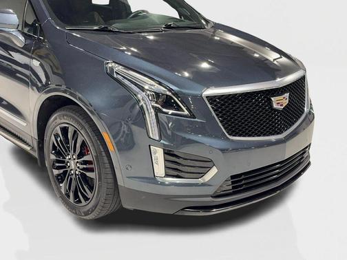 2020 Cadillac XT5 Sport
