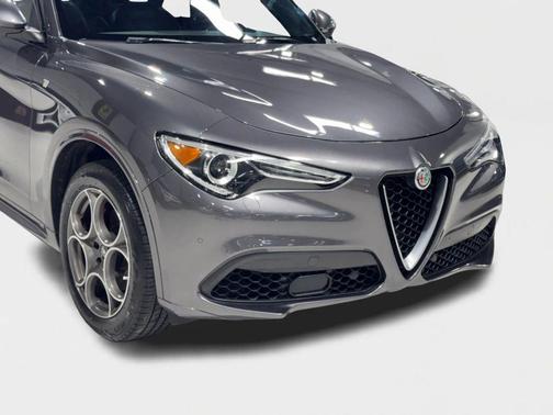 2022 Alfa Romeo Stelvio Ti