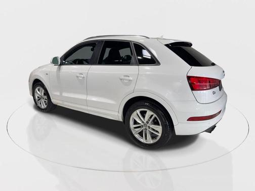 2018 Audi Q3 Premium Sport Utility 4D