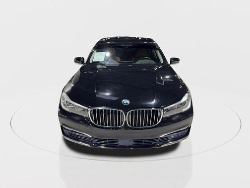 2016 BMW 740 740i Sedan 4D