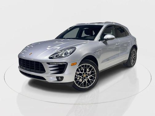 2016 Porsche Macan S