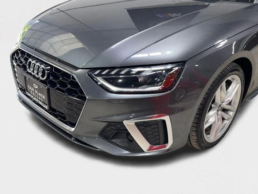 2023 Audi A4 45 S line Premium Plus